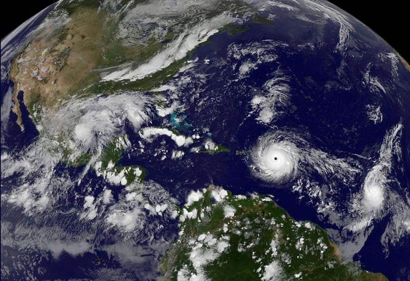 Quatre morts dans les iles vierges americaines apres le passage d'irma
