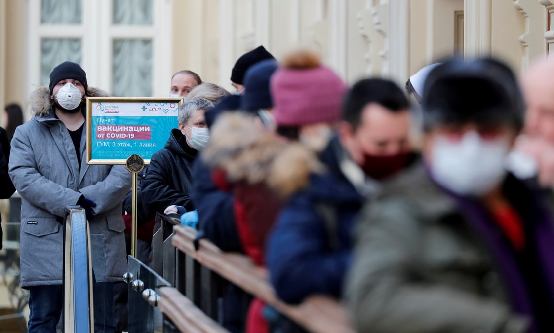 Moscou va se reconfiner pour tenter d'endiguer l'epidemie de covid-19