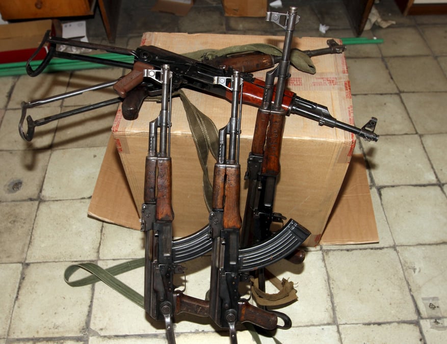 Les balkans point central du trafic d'armes utilisees dans les attentats