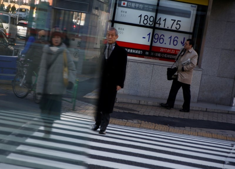Tokyo cloture en hausse