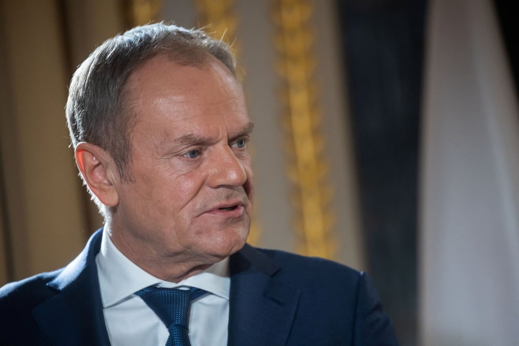 Le president francais macron rencontre le premier ministre polonais tusk a paris