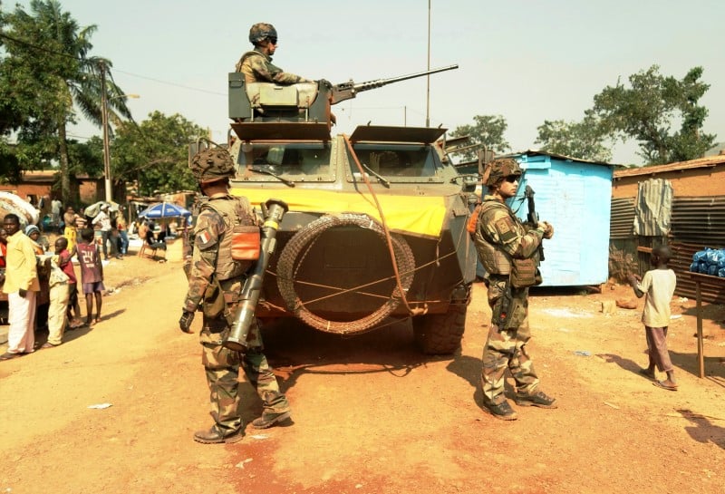 Francois hollande promet des sanctions exemplaires si les faits sont averes en centrafrique