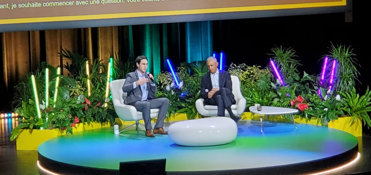 L'ancien président Obama s'est exprimé devant quelque 1 200 personnes venues assister à l'ouverture de la première édition du POwR.Earth Summit 2024, au CNIT Paris La Défense.