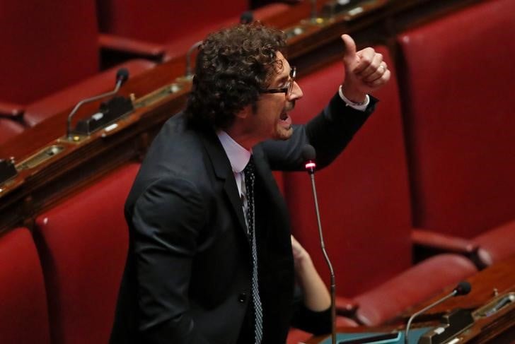 Migrants: le ministre italien des transports invite l'ue a sanctionner malte