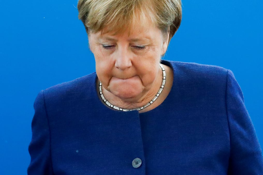 Merkel promet de retablir la confiance, apres le revers bavarois