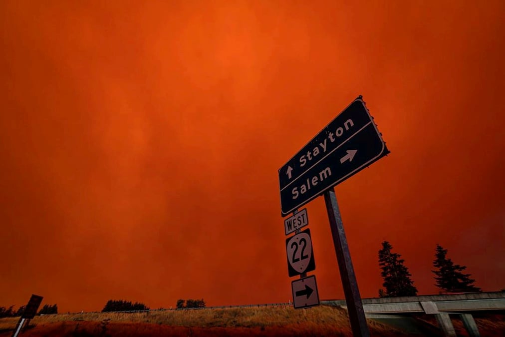 Usa: l'ouest ravage par des incendies, 500.000 evacuations et 16 morts