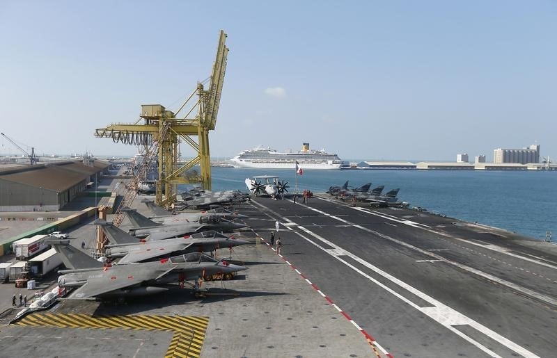 Le charles de gaulle engage dans la lutte contre l'ei en irak