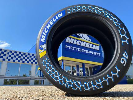 En 2024, le résultat opérationnel de Michelin s'est établi à 3,4 milliards  d'euros avec une marge stable. De quoi permettre d'augmenter la rémunération des actionnaires.