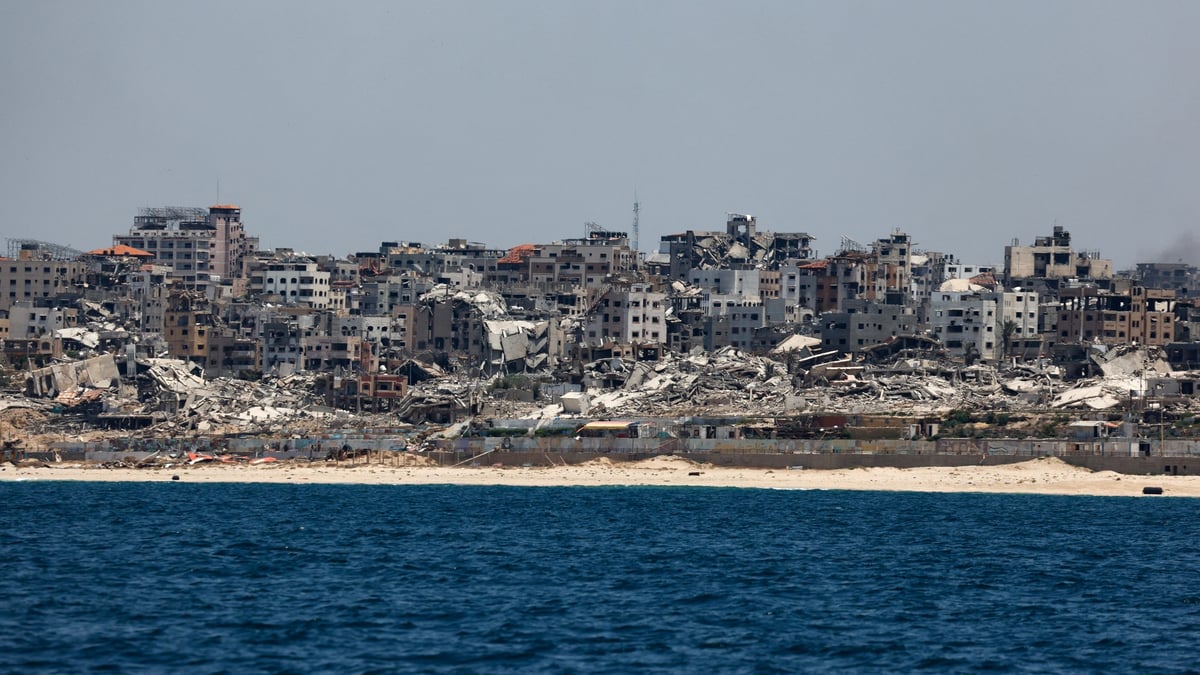 Photo d'archives: des batiments detruits a gaza