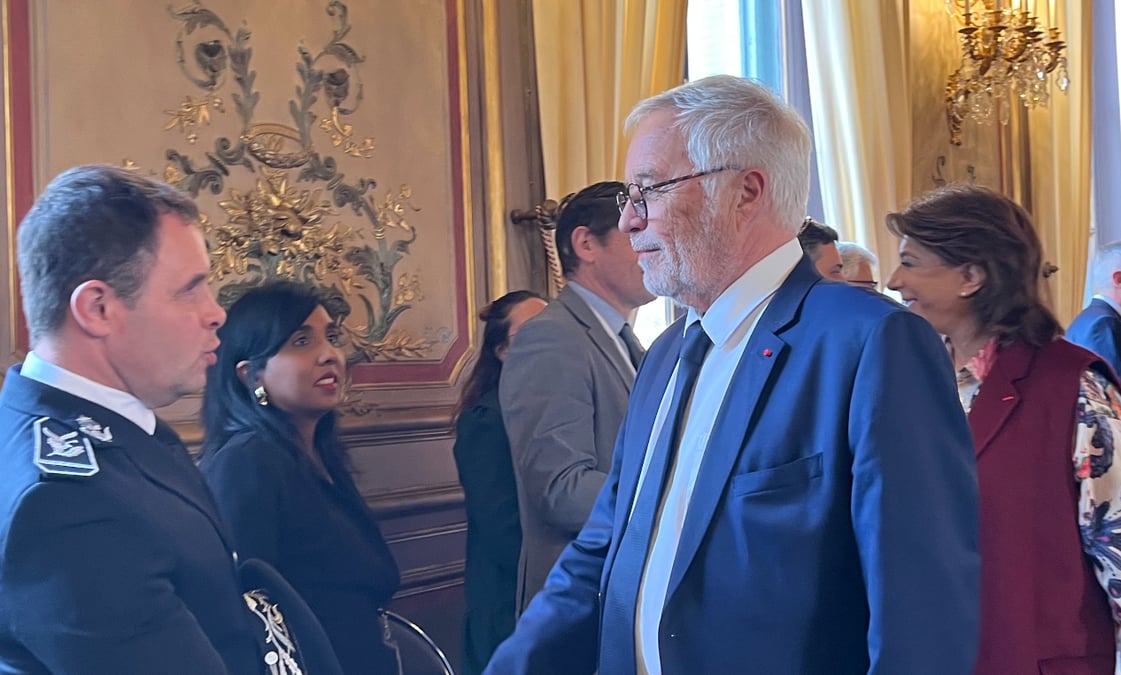 A Marseille, François Rebsamen est venu confirmer la poursuite du Plan Marseille en Grand.