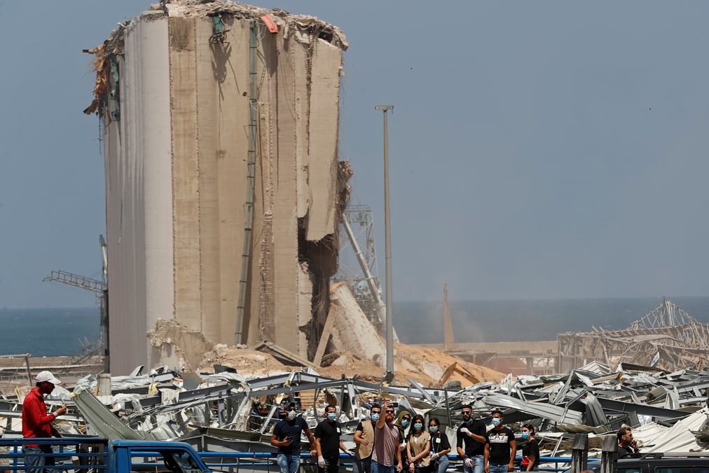 L'explosion de beyrouth a fait au moins 158 morts, 21 disparus, 6.000 blesses