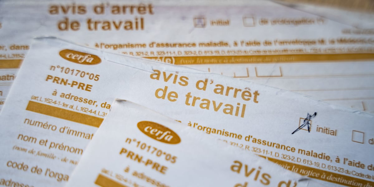 Les arrêts de travail liés à des troubles physiques ou psychiques sont en hausse dans plusieurs secteurs.