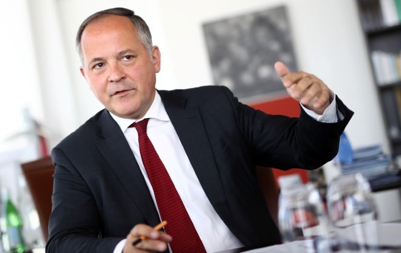 Le recalibrage de la bce va consolider la reprise, estime coeure