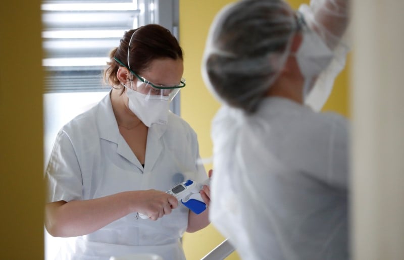 Coronavirus: 674 deces en france, soit 112 deces supplementaires