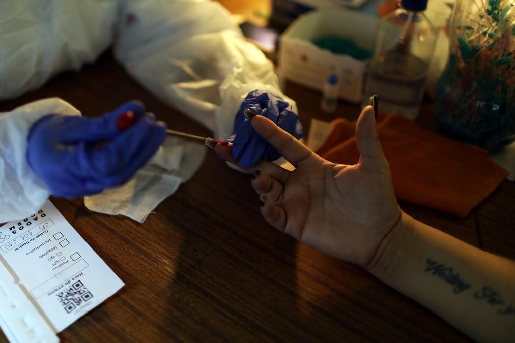 Coronavirus: plus de 12.000 cas supplementaires au bresil