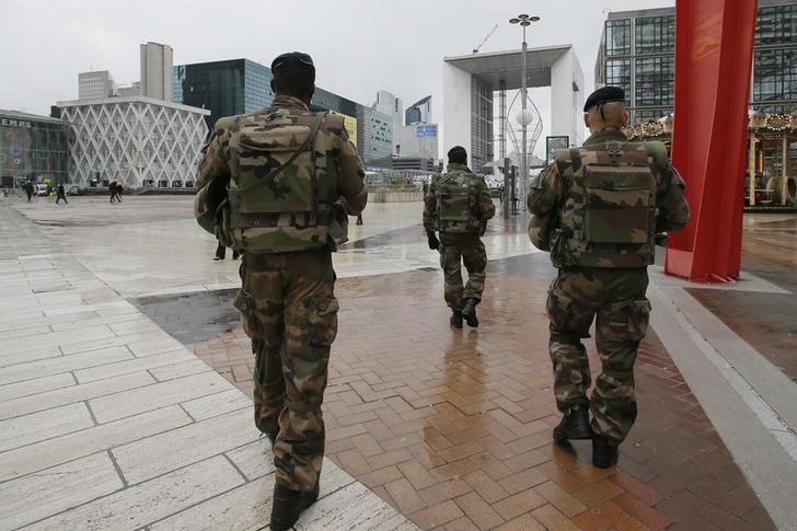 Le conseil des ministres demande la prolongation de l'etat d'urgence