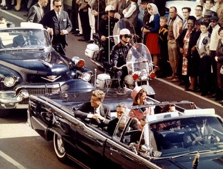 Donald trump promet de rendre publics tous les dossiers jfk