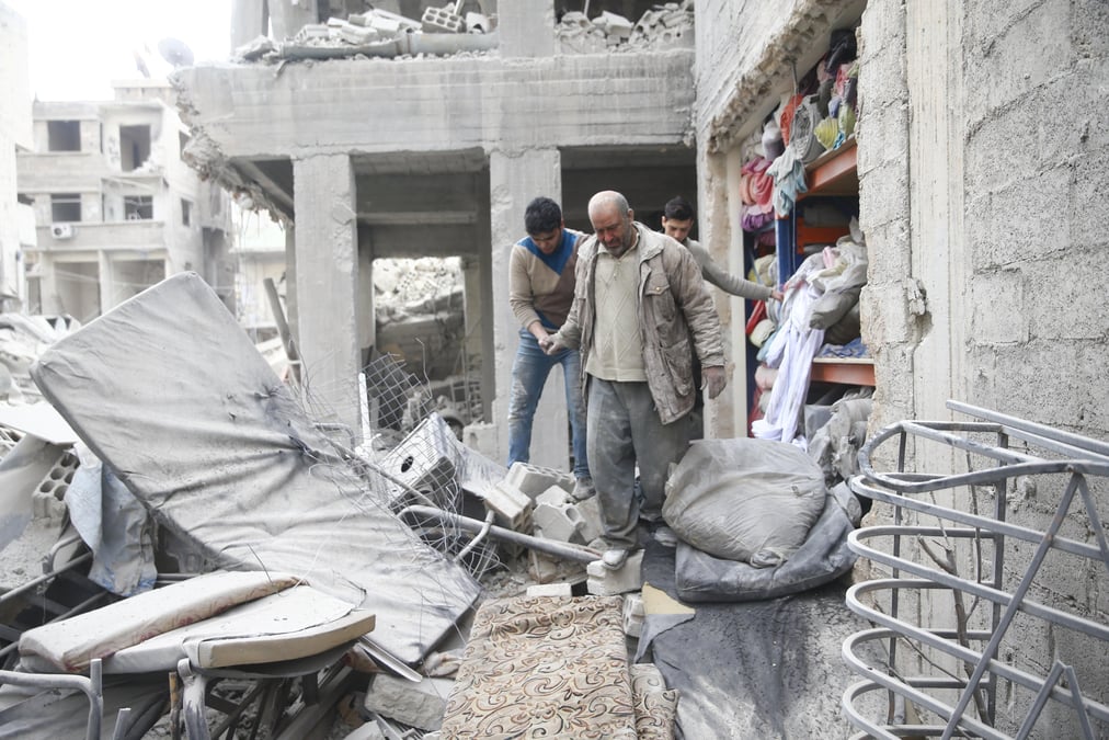 La goutha: les rebelles offrent le depart des civils, dit moscou