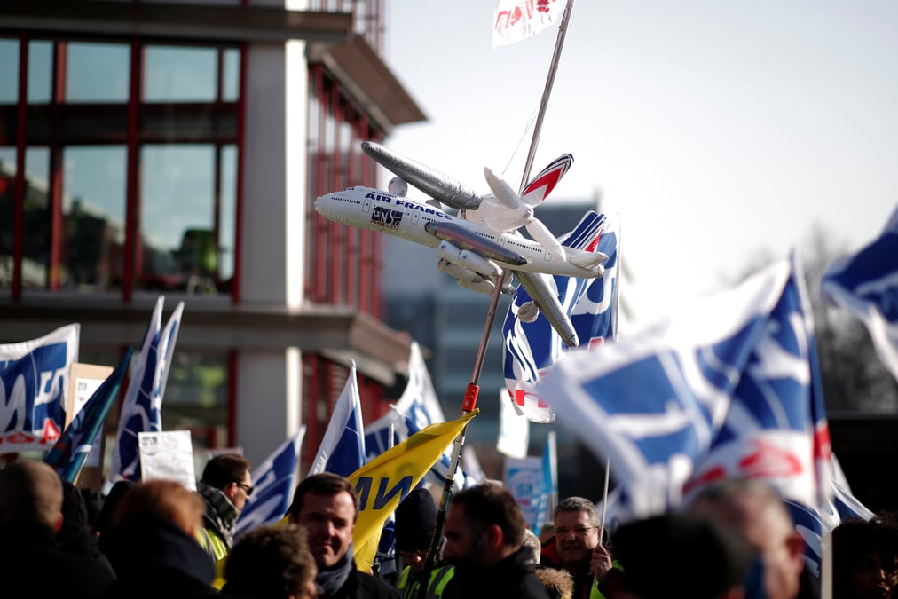 Air france: les syndicats preparent une greve aussi pour le 30 mars