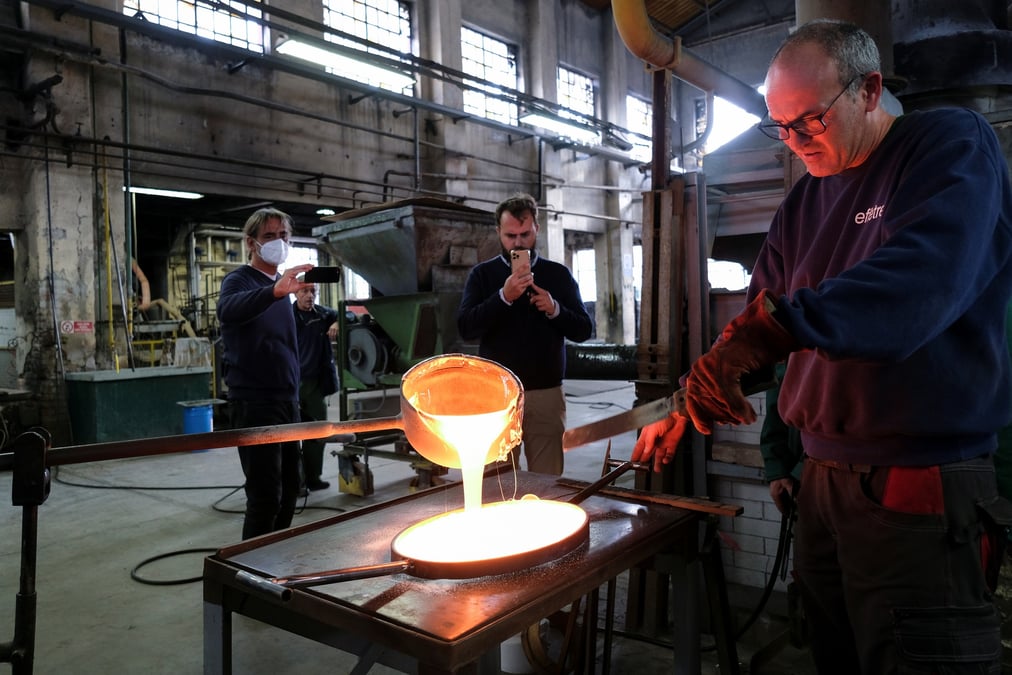 L'usine de verre effetre murano a venise, en italie
