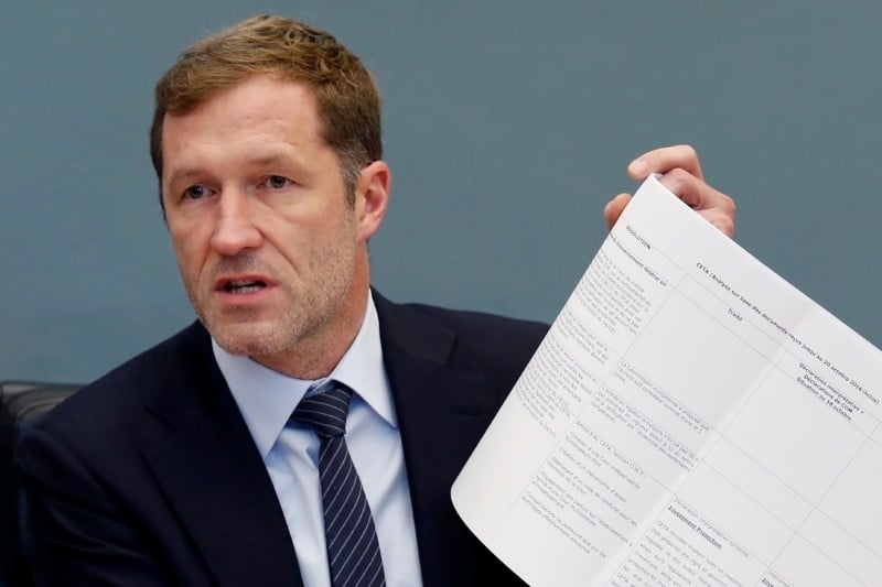 L'ue et le canada fixent un ultimatum a la belgique