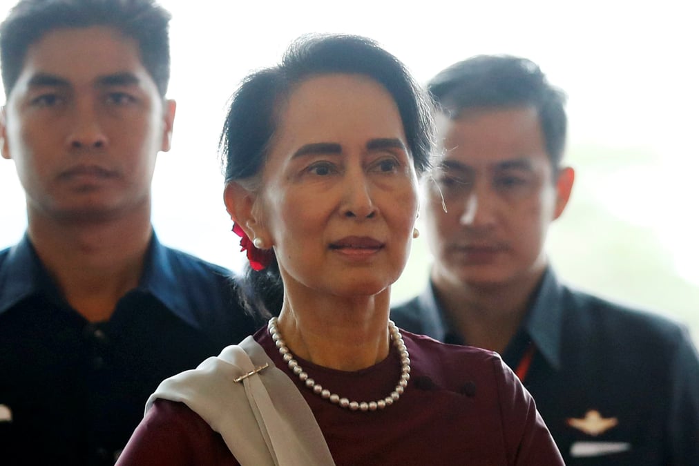 Aung san suu kyi nie etre trop tolerante avec l'armee birmane
