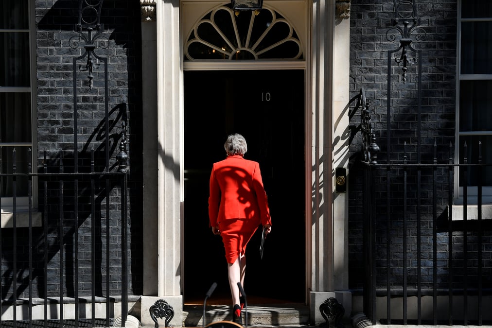 May demissionne, turbulences en vue avec l'ue sur le brexit