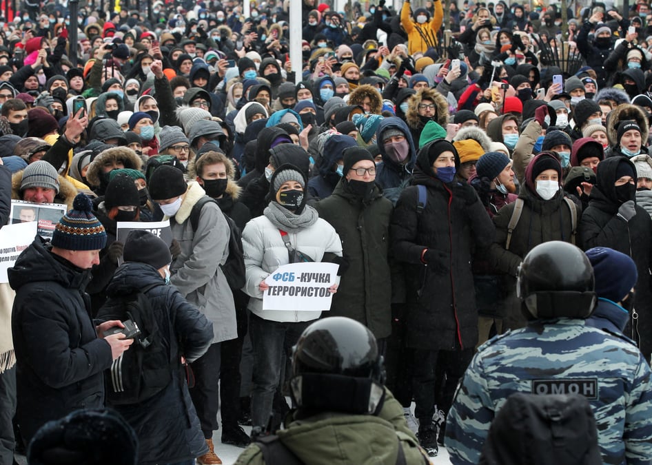 Le royaume-uni se dit preoccupe par les interpellations de manifestants pacifiques
