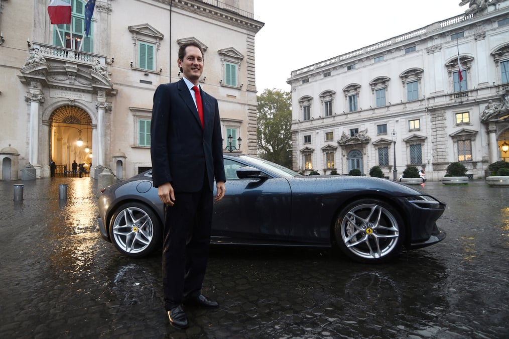 Un heritier des agnelli a tente de se rapprocher d'armani