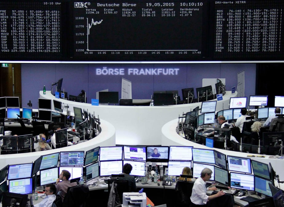 Les bourses europeennes toujours dans le vert a la mi-seance