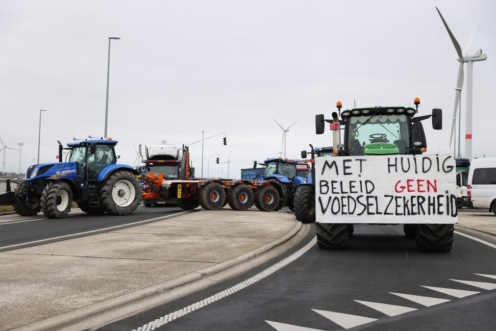 Manifestation d'agriculteurs belges a zeebruge