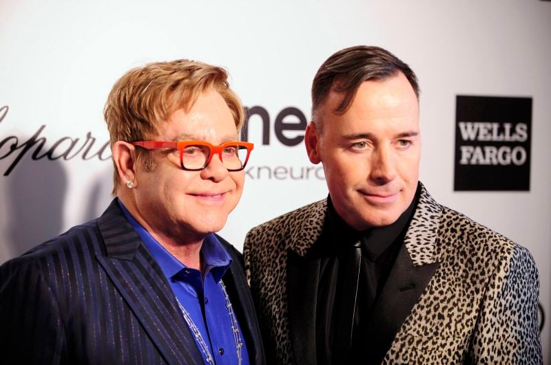 Elton John annonce son prochain mariage avec son compagnon