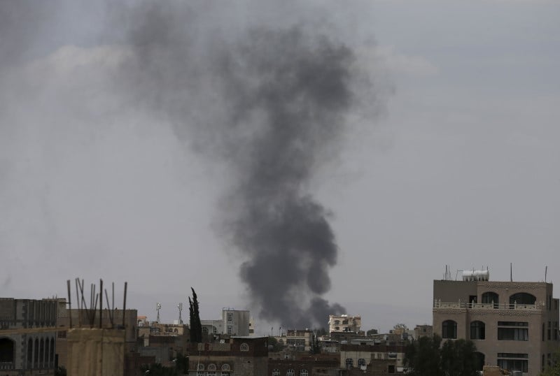 Dix morts dans des frappes sur la capitale yemenite sanaa