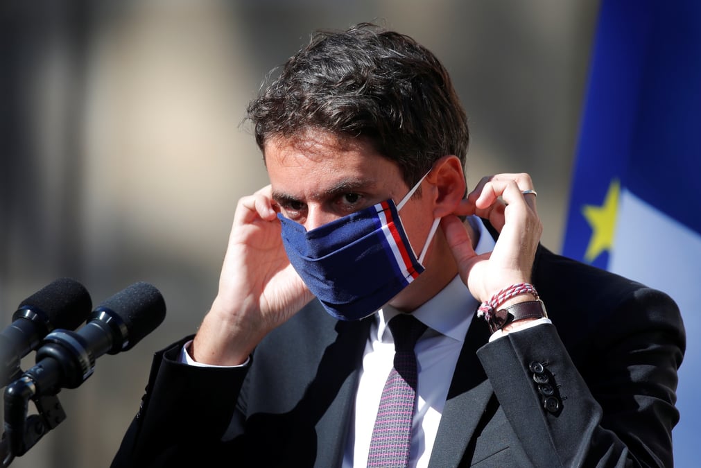 Le gouvernement pret a adapter la deuxieme etape du deconfinement, dit attal