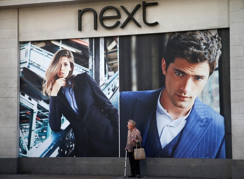 Next revoit en hausse sa prevision de benefice annuel