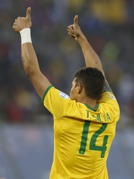 Selecao : dunga se passe des services de thiago silva