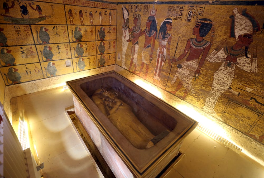 Decouverte d’une cavite derriere le tombeau de toutankhamon