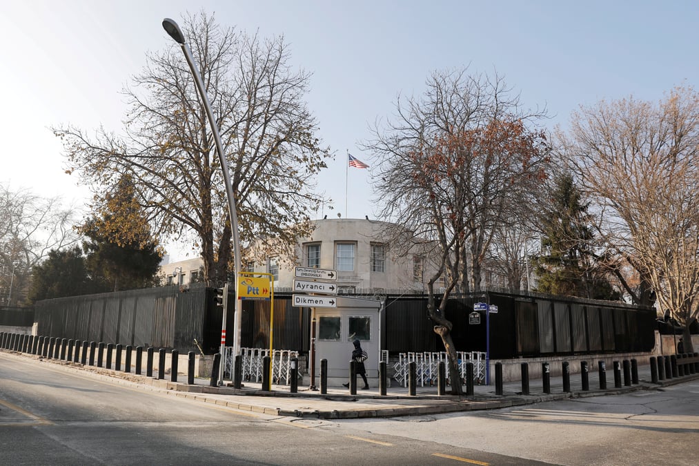 L'ambassade americaine en turquie cible d'une attaque par balles