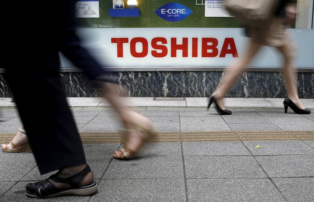 Sous pression, toshiba prevoit de se scinder en trois entreprises