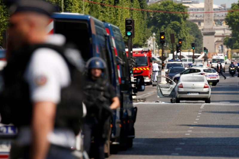 L'assaillant des champs-elysees a fait allegeance a daech