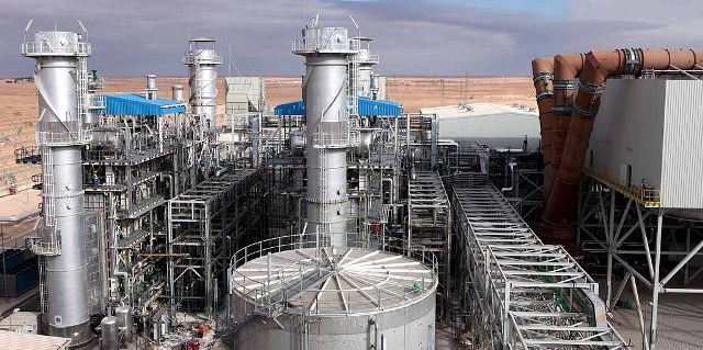La centrale électrique mixte Hassi R'mel Algérie