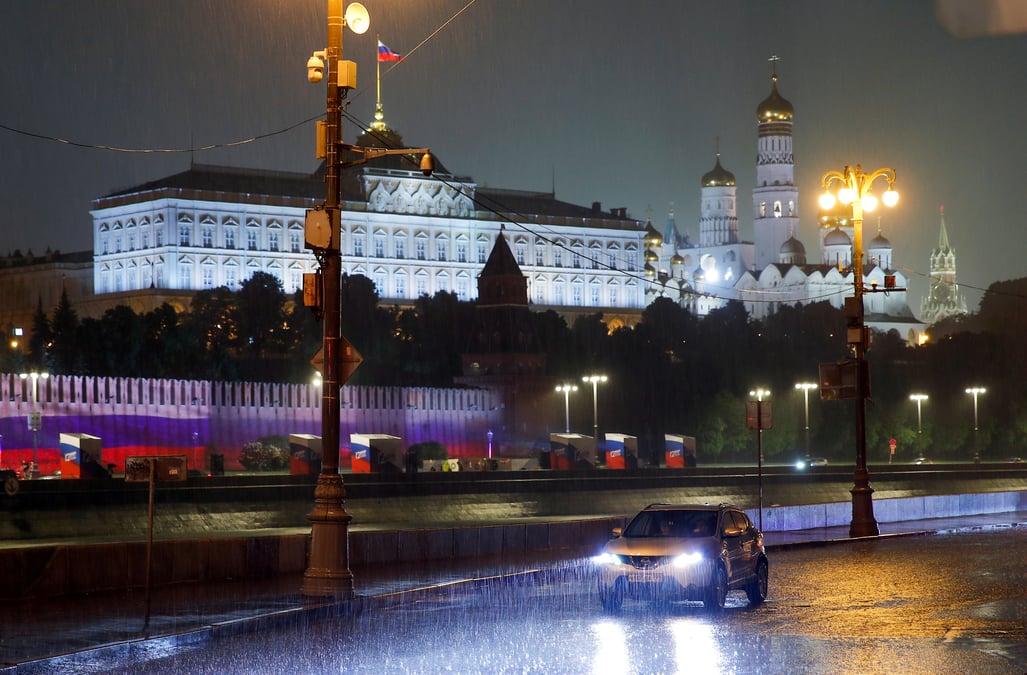 Les ministres armenien et azerbaidjanais des affaires etrangeres attendus a moscou