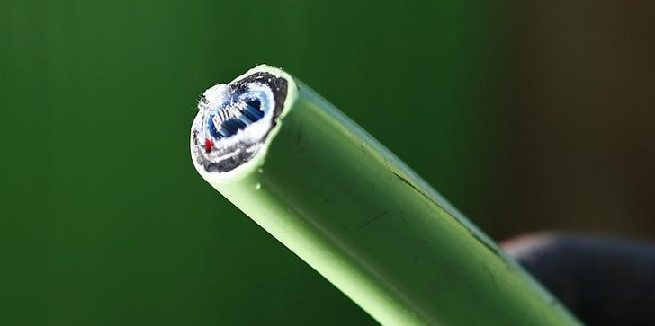 Initialement, le gouvernement a débloqué 3,3 milliards d’euros pour épauler financièrement les réseaux de fibre dans les campagnes.