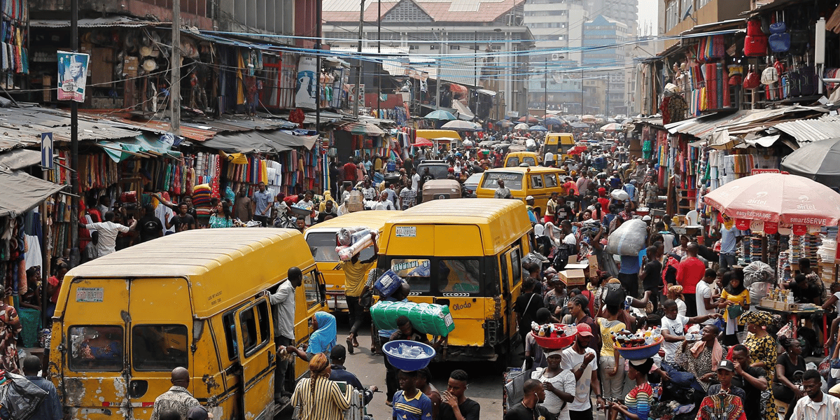 Nigeria Nigéria Lagos population démographie foule commerce trafic routes circulation Afrique