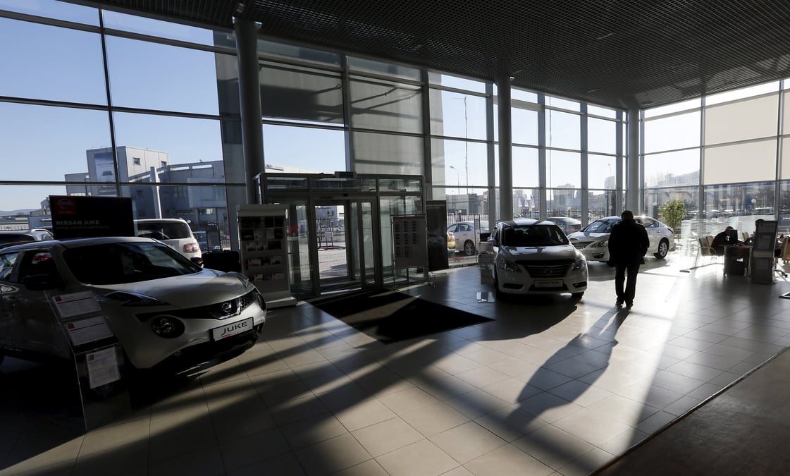 Le marche automobile russe attendu en repli d'au moins 24% en 2015