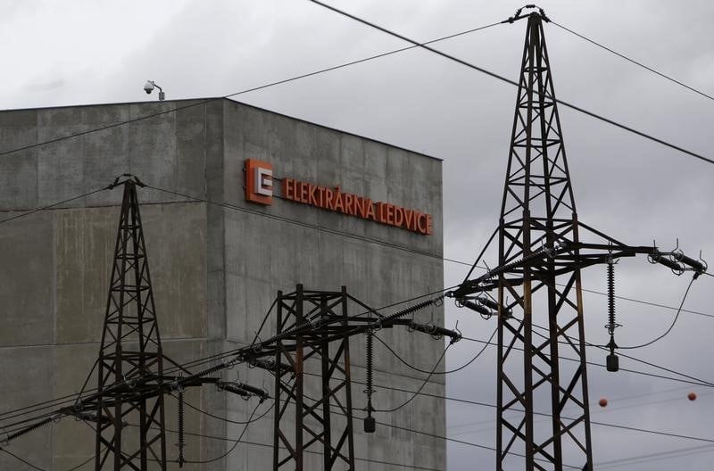 Pas d'offre du tcheque cez sur les centrales d'edf en pologne