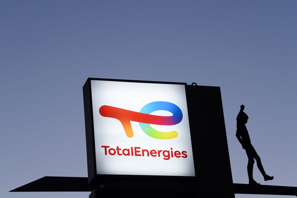 Totalenergies accelere ses rachats d'actions apres un bond au 1er trimestre