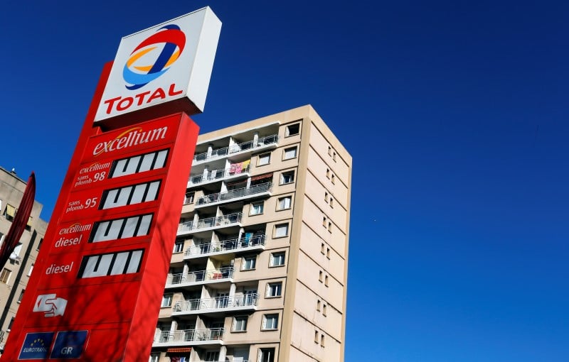 Total parmi les plus fortes hausse du cac 40 a la mi-seance