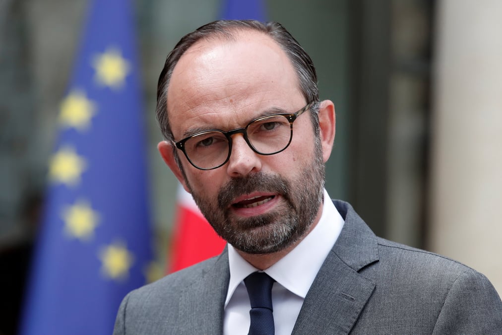 Philippe evoque des "mesures" en cas de derapage budgetaire