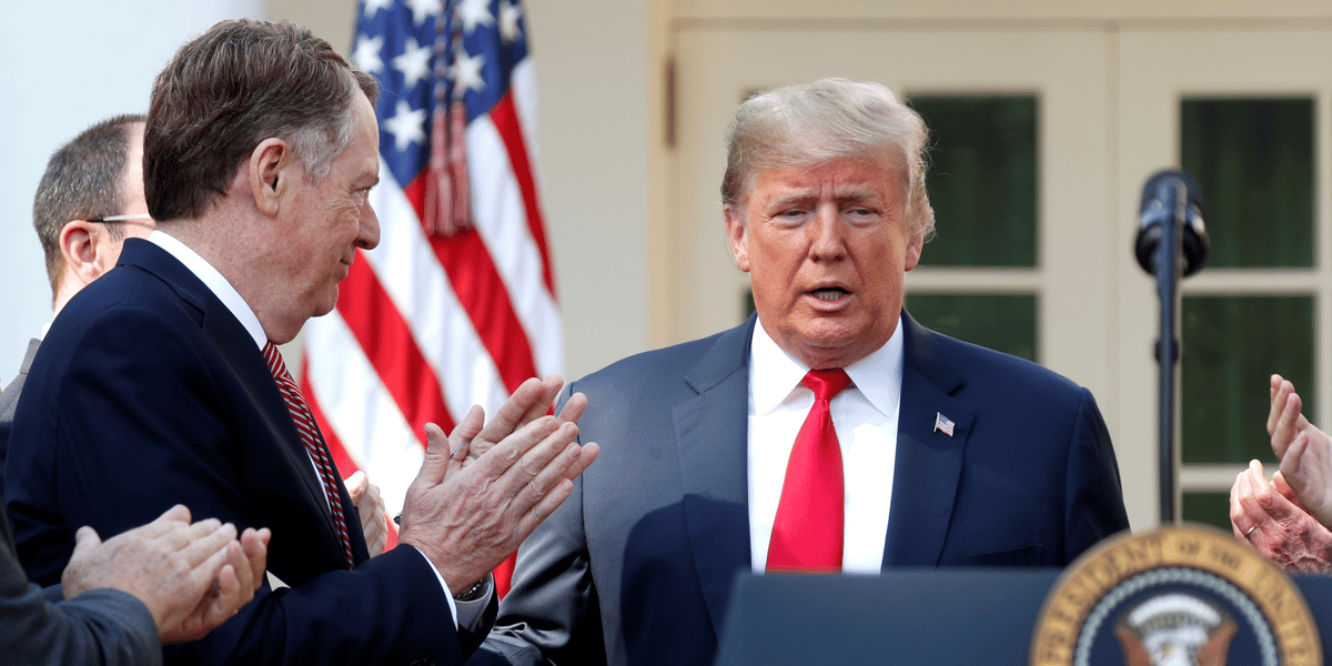 Donald Trump, qui avait qualifié l'Aléna de "pire accord commercial de l'histoire" des États-Unis en raison des destructions d'emplois qu'il a entraînées, avait imposé sa renégociation en août 2017.